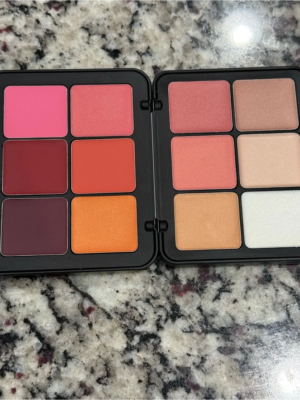 Makeup Forever Blush and Glow Palette New!